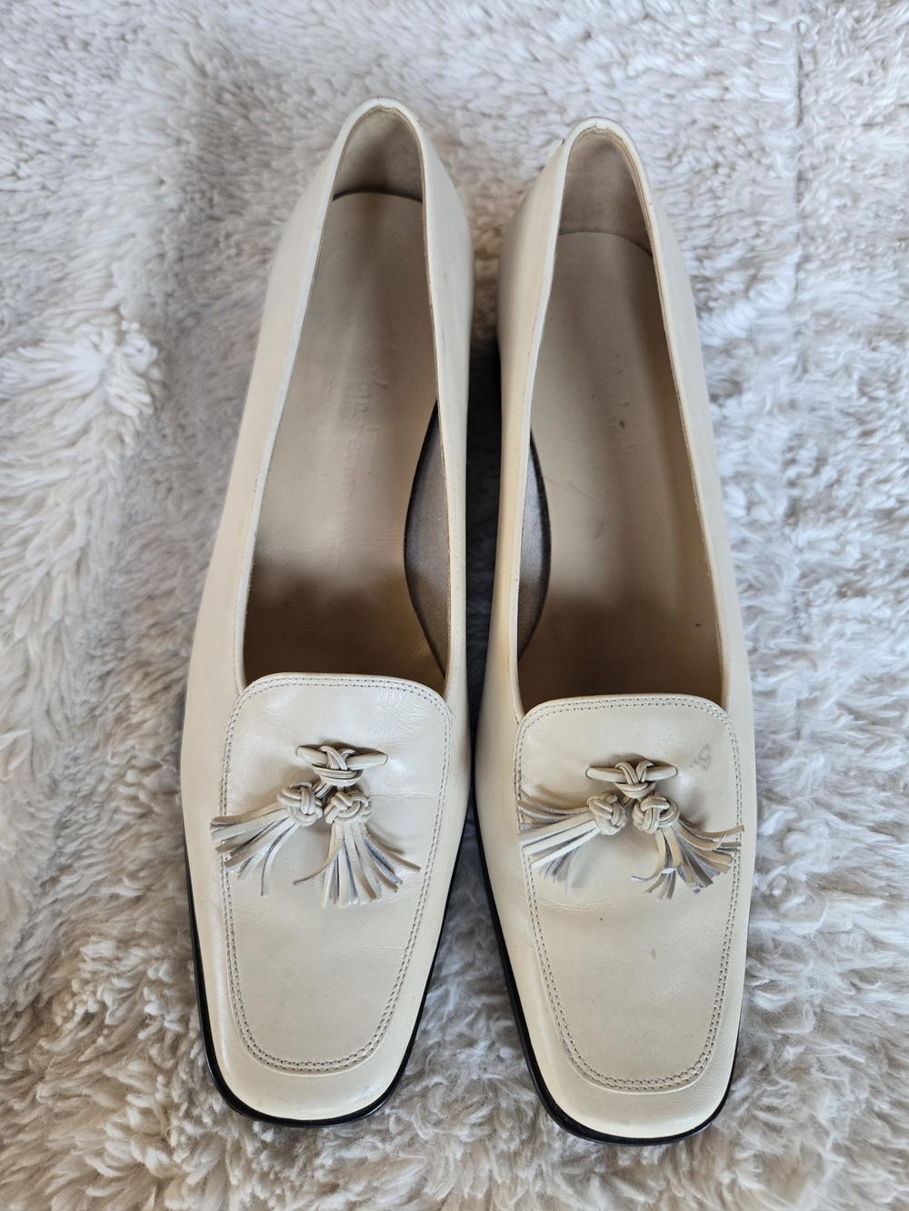 Salvatore Ferragamo Ivory Leather Tassel Loafers